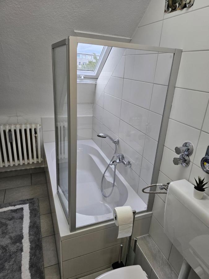 Exklusives Dachgeschoss-Apartment: Zentral in Kassel mit Highspeed-Internet Exterior photo